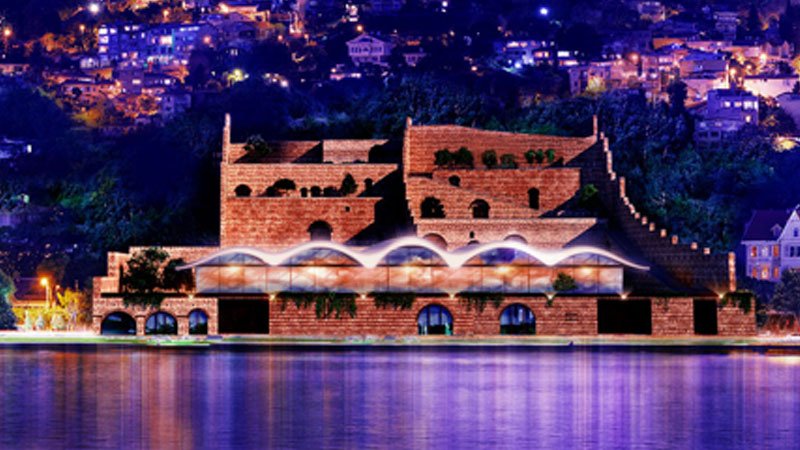 Kuruçeşme Gece Hayatı: Boğaz Işıkları Altında Shuttle Konforu